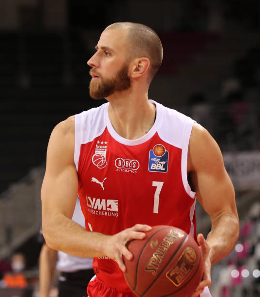 朱婷不仅在 朱婷不仅在