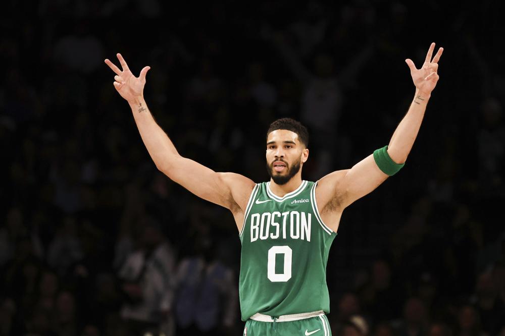 周琦的防守 周琦的防守